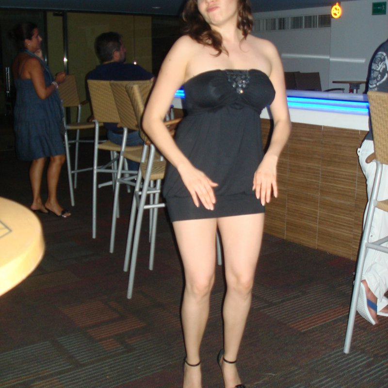 Christiana 23 Escort Crown City